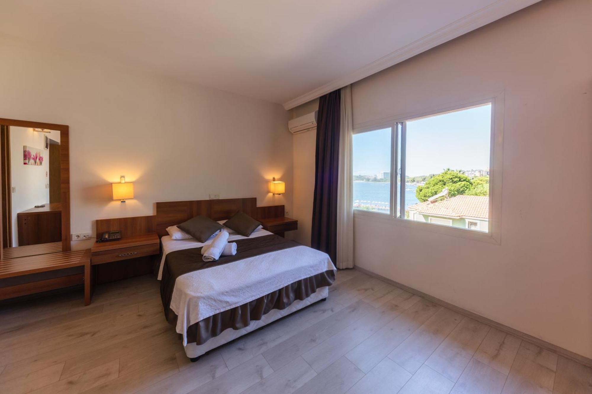 Melis Hotel Kusadası Zewnętrze zdjęcie