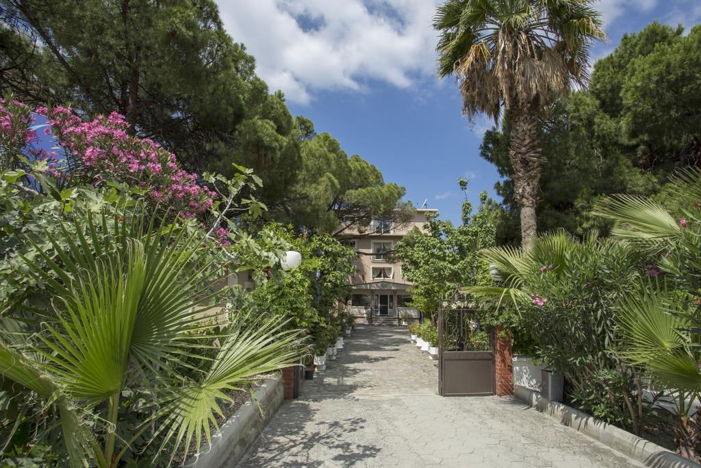 Melis Hotel Kusadası Zewnętrze zdjęcie